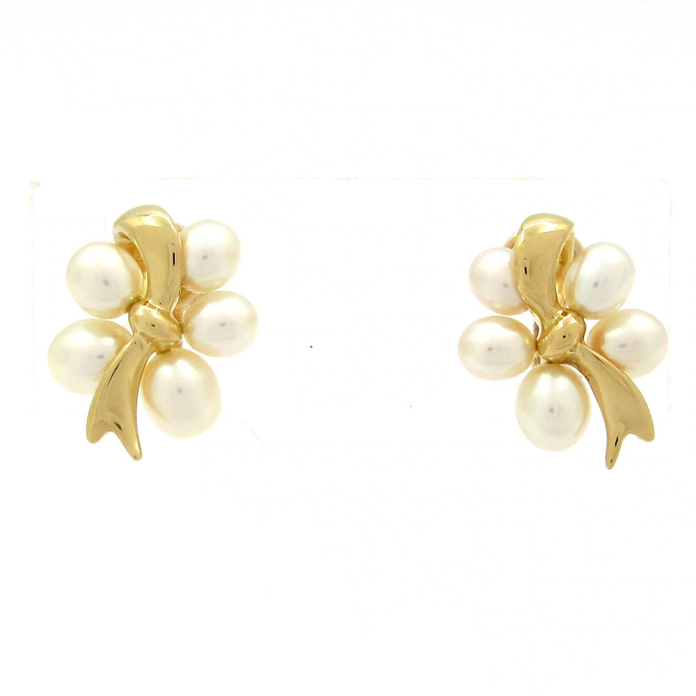 Mikimoto 18K Yellow Gold Pearl Clip On #339782M13B